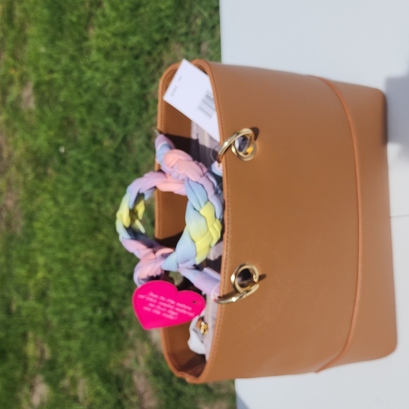 NWT BETSEY JOHNSON SADDLE COLOR TOTE W/OMBRE BREADED HANDEL - Picture 3 of 8